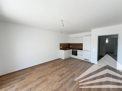 Perfekt aufgeteilte 2-Zimmer Wohnung mit großem Balkon in Puchenau!