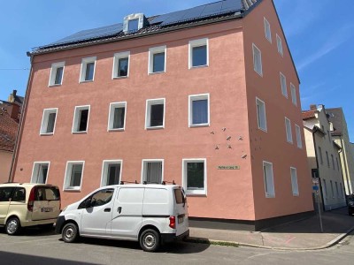energetisch modenisiertes Mehrfamlienhaus mit 8 Wohneinheiten in zentraler Lage von Oberhausen