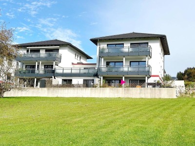 MIETOBJEKT Moderne 2 Zimmer-Gartenwohnung in herrlicher Grünruhelage mit Blick zum Irrsee