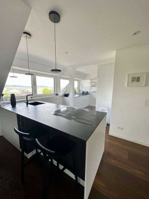 Design trifft Aussicht - Stilvolles Wohnen mit Panorama Aussicht