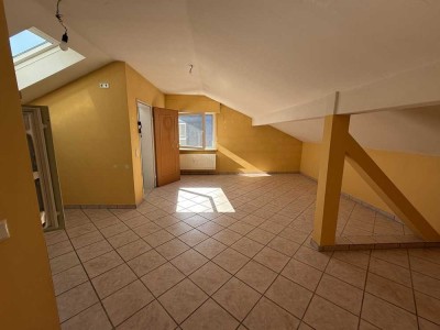 Sanierte 2-Zimmer-ETW mit schönem Ausblick in Nidderau-Windecken