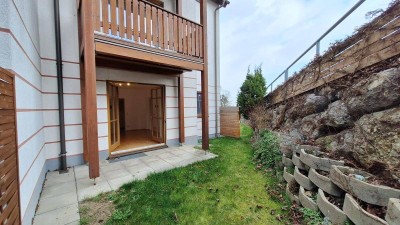 73m² HELLE FREUNDLICHE WOHNUNG MIT TERRASSE!