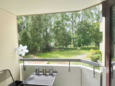 Moderne 4-Zi.-Wohnung mit EBK und Balkon in schöner, ruhiger Naturlage, vollständig saniert