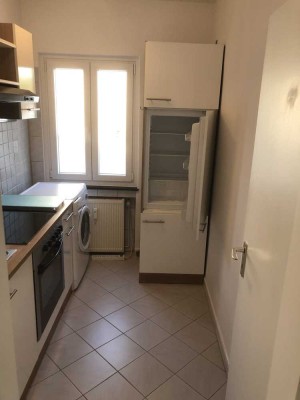 Frankfurt / Main - Rödelheim. In begehrter zentraler Wohnlage ! GEPFLEGT und RUHIG !