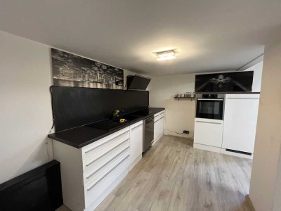 Moderne, vollmöblierte 2-Zimmer-Wohnung zu vermieten