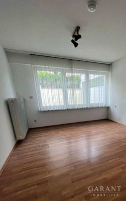 2 Zimmer-Wohnung mit Terrasse in Esslingen-Hegensberg