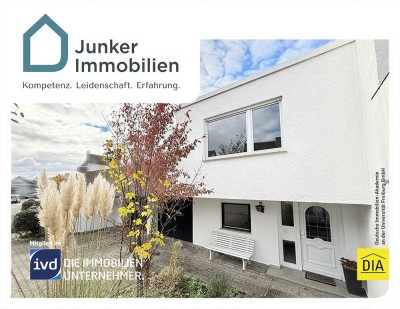 Kemnat: Sonniges Atriumhaus mit Innenhof und Westbalkon in ruhiger Lage