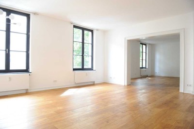 Toller Altbau mit einer exklusiven Ausstattung in Bestlage.