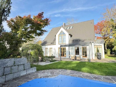 Wunderschönes Haus mit Pool und Sauna (teilmöbeliert)