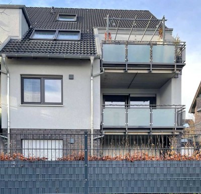 Barrierefreie und neuwertige 3-Zimmer Wohnung mit Garten in Duisburg-Mündelheim