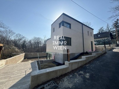 ! AKTIONSVERKAUF ! ~ exklusive Chance ~ Erstklassige Luxusvilla: Modernes Design und private Pool-Oase