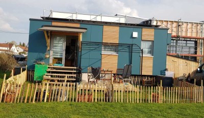 Provisionsfrei! Tiny House auf LKW-Trailer – flexibel, hell & hochwertig ausgestattet.