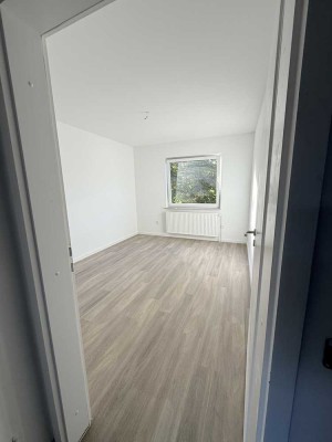 Geräumige 97 m² Wohnung im 2. OG in Neumünster-Tungendorf