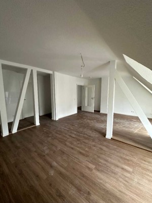 Sanierte 2 Zimmer in Stuttgart