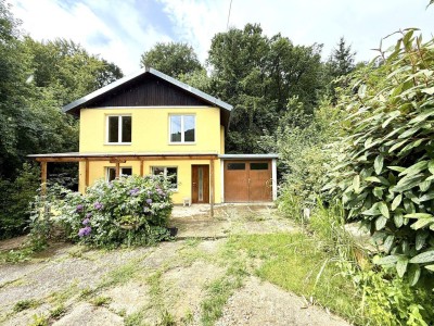 KLEINGARTENHAUS-Absolute Grünnruhelage - ca. 700m² GFL - 3 Zimmer - ca. 120m² WFL - GARAGE - Keller