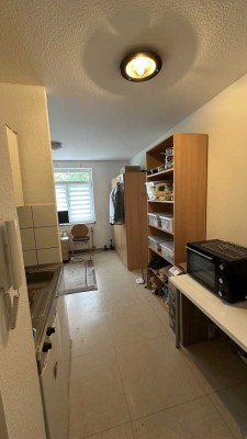 Möblierte Einzimmer Wohnung Nur für Studenten Only for Students