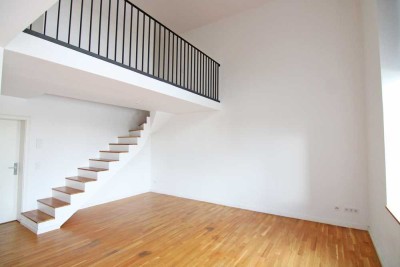 Spektakuläre Designmaisonette mit vielen Highlights in Potsdam-Babelsberg