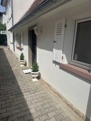 Gemütliches 3,5 - Zimmer Häuschen mit Garten in Bodenheim