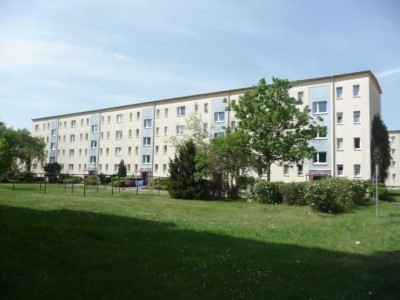 IN ARBEIT: Kompakte und sonnenhelle 2 Zimmerwohnung mit Balkon