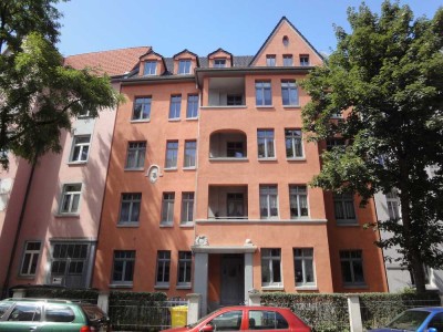KAPITALANLEGER AUFGEPASST! (geräumige) 3 Zimmer-Wohnung mit 2 Balkonen unweit der City