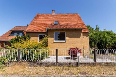 Wathlingen Haus Kaufen. Einfamilienhaus in Wathlingen. Hauskauf Celle. Haus Kaufen Kreis Celle.