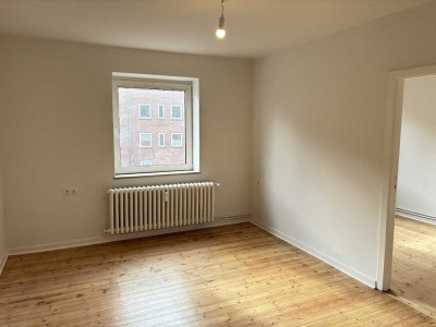 2,5 Zimmerwohnung in FH-Nähe frei
