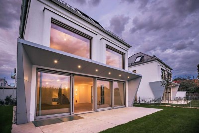 Einfamilienhaus inkl. 2 TG Stellplätzen, Einliegerwohnung möglich, niedrige Nebenkosten