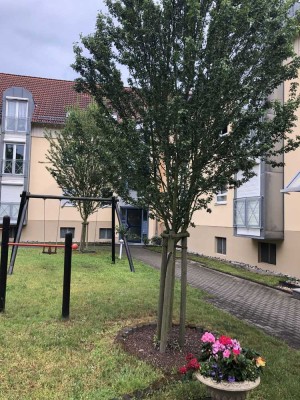 Ansprechende 2-Raum-Wohnung mit Balkon in ruhiger Lage von Dresden Weißig