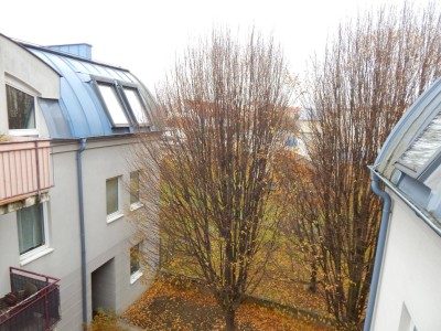 PROVISIONSFREIE, TRAUMHAFTE, SEHR GEPFLEGTE 2-ZIMMER-BALKONWOHNUNG IN TOPLAGE IM ZENTRUM