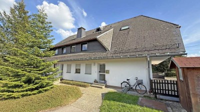 Lichtdurchflutete Dachgeschosswohnung mit Charme – Ruhig wohnen im idyllischen Südschwarzwald