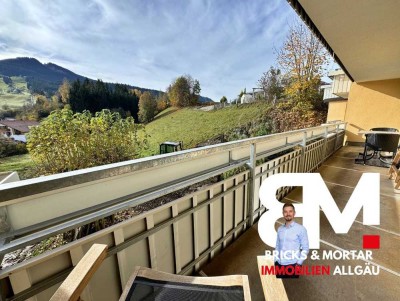 Großzügige Wohnung mit Süd-Balkon, TG-Stellplatz, Aufzug und Alpspitzblick in Nesselwang im Allgäu