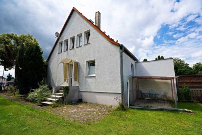 Hauptstadtmakler-Bezugsfreie Doppelhaushälfte mit Erweiterungsmöglichkeit