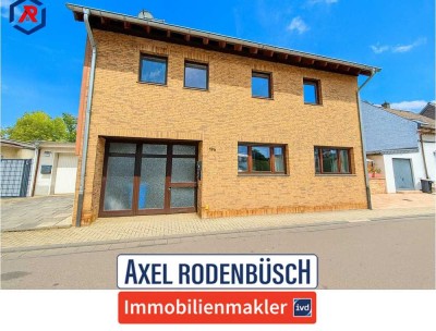 Kerpen, geräumiges Generationenhaus mit uneinsehbarem Garten und multifunktionalem Anbau!