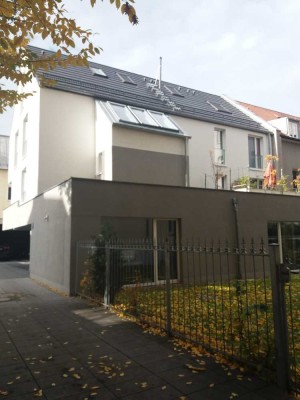 EXCLUSIVES, ENERGIEEFFIZIENTES ARCHITEKTENHAUS IN RUHIGER, BESTER LAGE IN DER MAXVORSTADT