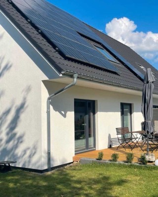 DHH zur Miete - KfW55 - Wallbox - PV-Anlage