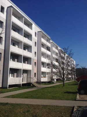 FRISCH RENOVIERTE 2 Zimmer Wohnung mit Balkon