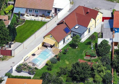 Großzügiges 4-Zimmer Haus mit Pool ,großer gepflegter Garten