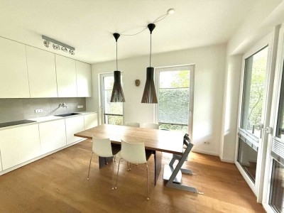 Moderne möbilierte Gartenwohnung mit 3 Zimmern in Schwabing auf Zeit