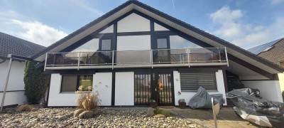 Einfamilienhaus mit großem Garten