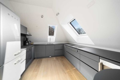 Golfer & Pferdesportler aufgepasst! - Luxus-Dachgeschoßwohnung - ca. 140 m² - Süd-Terrasse