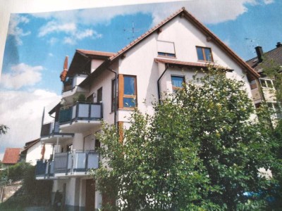 2,5-Zimmer-Erdgeschosswohnung mit EBK in Rielasingen-Worblingen