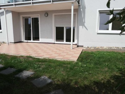 Freundliche 3-Zimmer-Souterrain-Wohnung mit Terrasse in Aurachtal