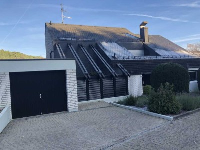 Architekturhaus mit Einliegerwohnung und lux. Innenausstattung in Neustadt an der Weinstraße Hambach