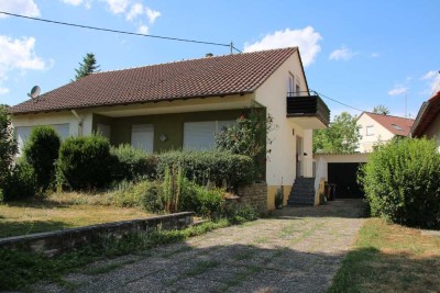 Großzügiges Einfamilienhaus mit Schlossblick