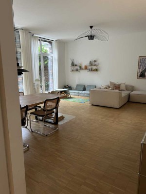 Große Gartenwohnung in der Unternehmerstadt-Derendorf