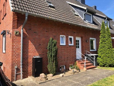 Charmante möblierte Doppelhaushälfte mit großem Garten in beliebter Lage – Ihr neues Zuhause