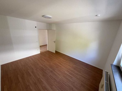 Reserviert - Frisch Renoviert - 3ZKB Wohnen im Herzen Bensheims.