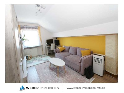 Gemütliche DG-Wohnung, ZENTRAL in. Stierstadt