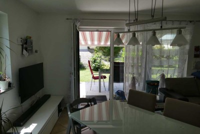 Attraktive 3-Zimmer-Erdgeschosswohnung mit Garten in Aschheim