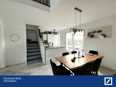 Lichtdurchflutete Maisonette mit moderner Einbauküche und großer Dachterrasse in angenehmer Wohnlage